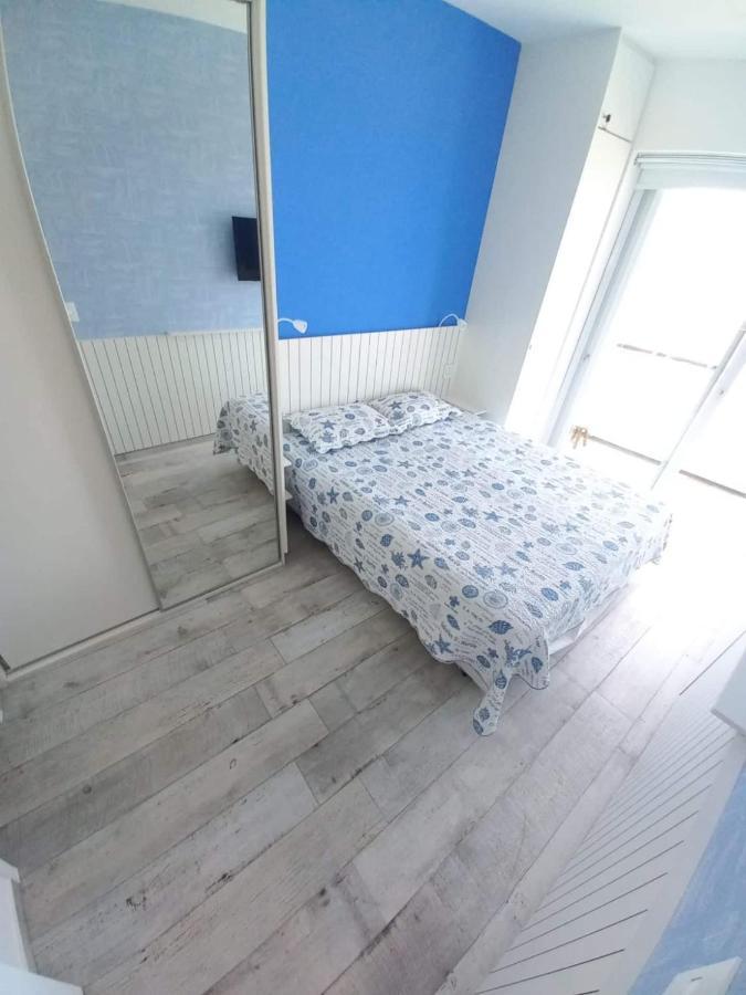 De Luxo Em Frente à Apartamento *