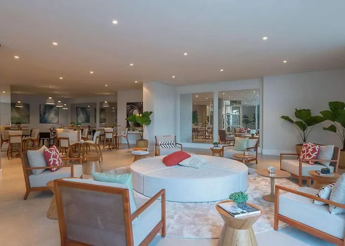 Condominio De Luxo Em Frente A Praia